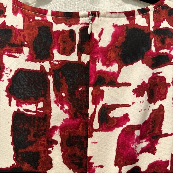 St. John Collection Womens Midi Dress Size 6 Ruched Red & White Patterned Silk - Picture 5 of 12